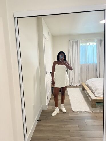 a white dress shirt Dress Shirt in White Classic and Tailored Elegance M