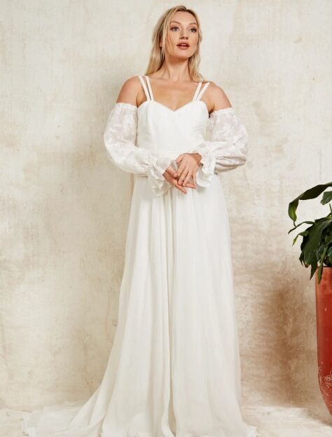 10 Sustainable & Organic Cotton Wedding Dresses (2026) - The Good Trade