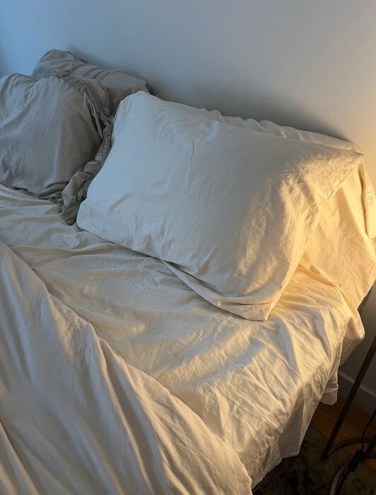 The king size sheet set in natural.