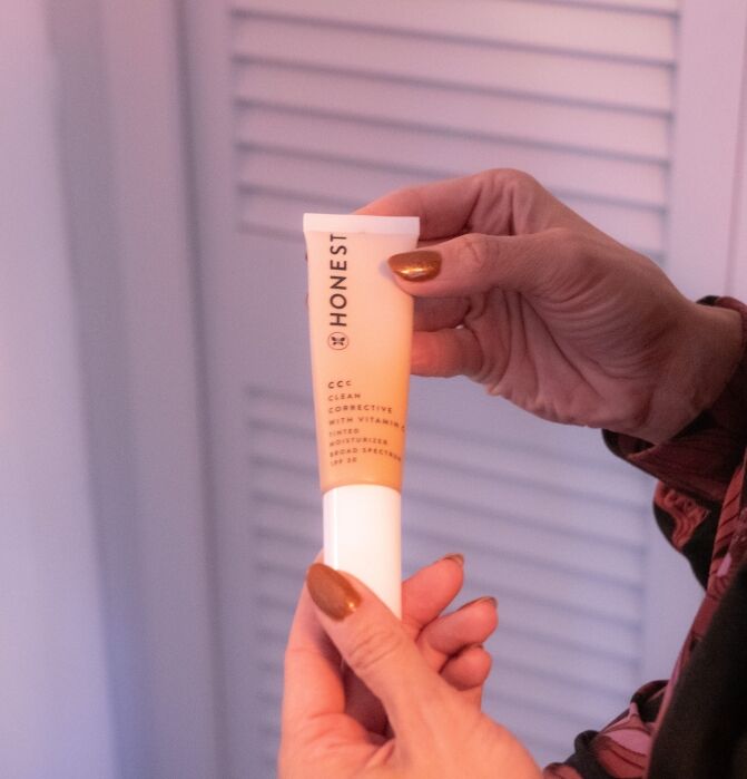 Pregnancy safe makeup Honest Beauty