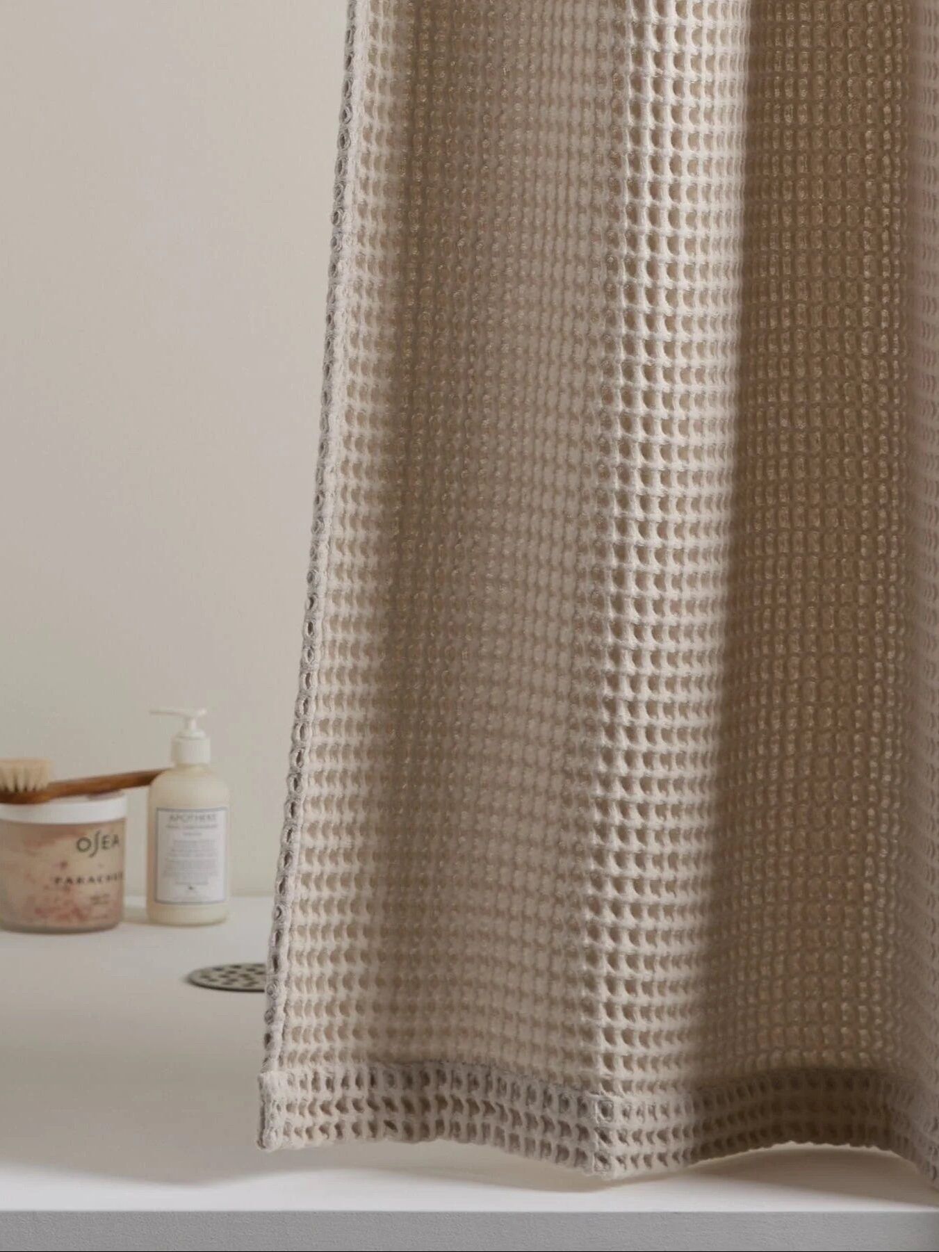 9 Eco-Friendly Shower Curtains & Liners For 2026 - The Good Trade